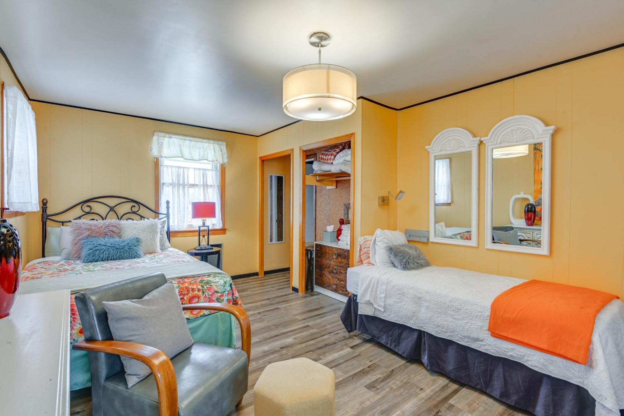 6 Mi To Downtown 70S-Themed Home In Nashville! Exterior photo